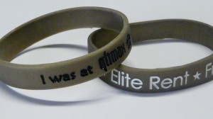 braccialetti di silicone dorati