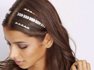 Hair-tattoo-la-folia-dei-tatuaggi-temporanei-per-capelli-6